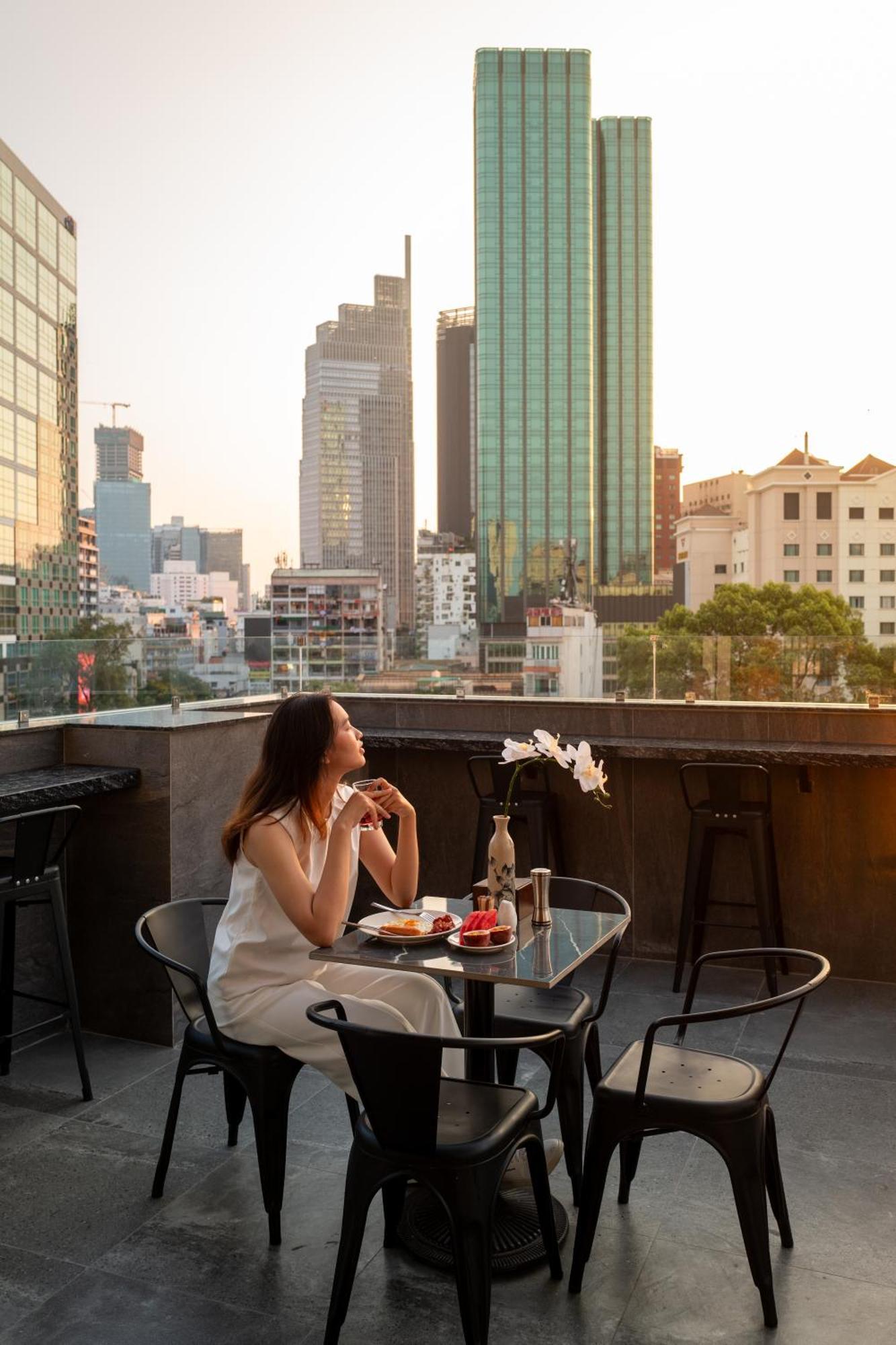 Hato Saigon Boutique Hotel & Rooftop Ho Chi Minh City Exterior photo